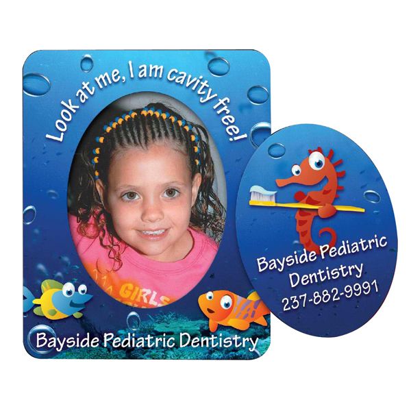 3.75" x 3" Oval Punch Out Picture Frame Magnet 